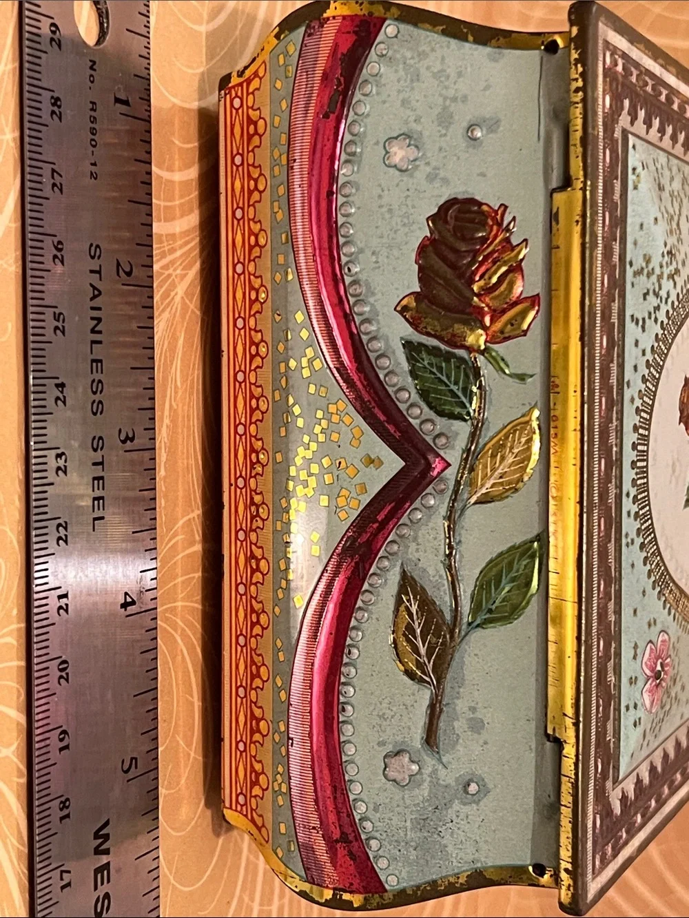Vintage Rose Tin Trinket Box with Latch
